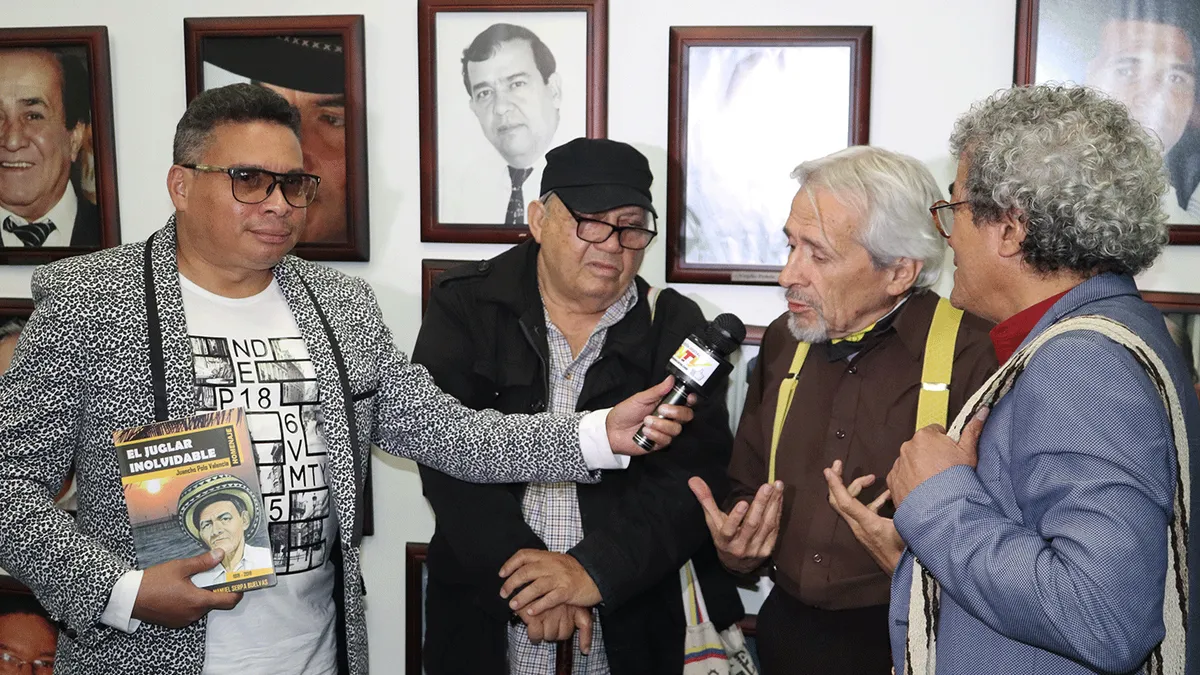 MERECIDO HOMENAJE A JUANCHO POLO VALENCIA - LANZAMIENTO DEL LIBRO "EL JUGLAR INOLVIDABLE"