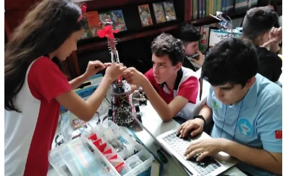 María José Madero, prodigio huilense en robótica estará en SOFA 2022