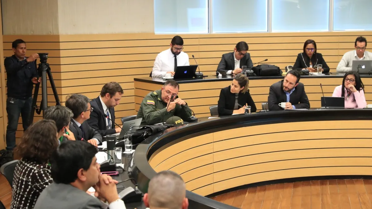 Alcaldía de Bogotá anuncia plan para reducir en 4% el hurto en la ciudad.