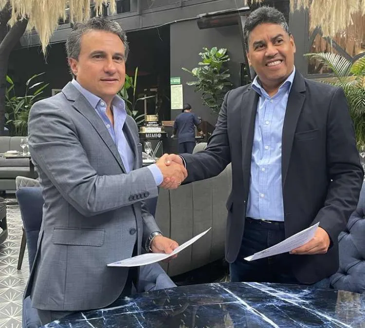 SAYCO Y ASOBARES FIRMAN CONVENIO QUE BENEFICIA A EMPRESARIOS AFILIADOS.
