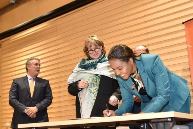 Firman pacto para el fortalecimiento de la Economía Naranja en Bogotá y Cundinamarca.