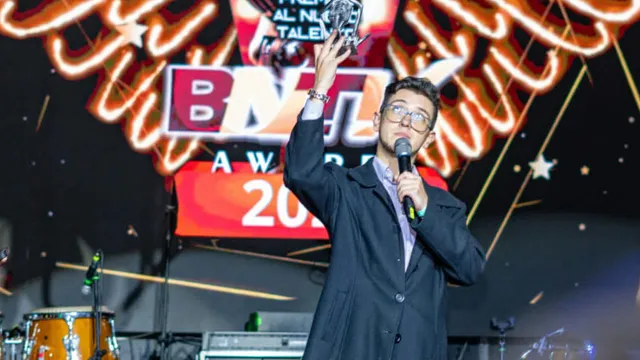 KATERIN CALDERON, fue la ganadora en la categoría MEJOR ARTISTA REVELACIÓN CALLEJERO y MORAGON ganador de MEJ